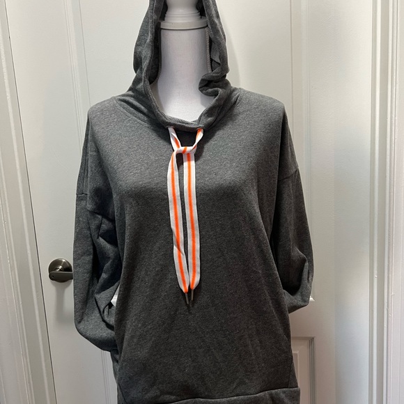 Xersion Drawstring Gray Hoodie Size Small - Picture 8 of 11